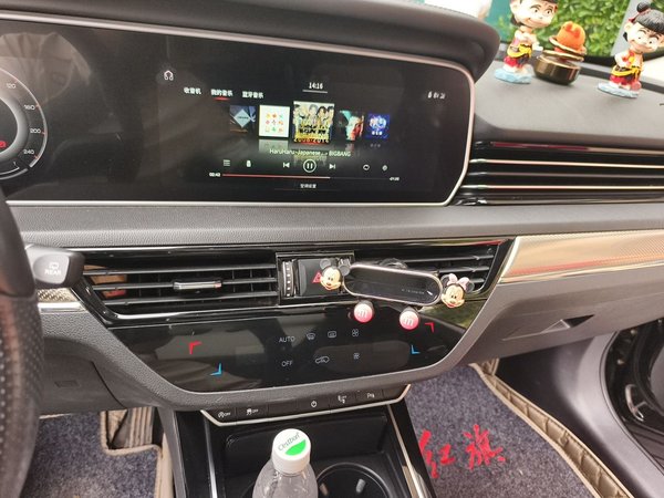 Hongqi HS5 2019, 72200 км, за 10331 USD - фото 10