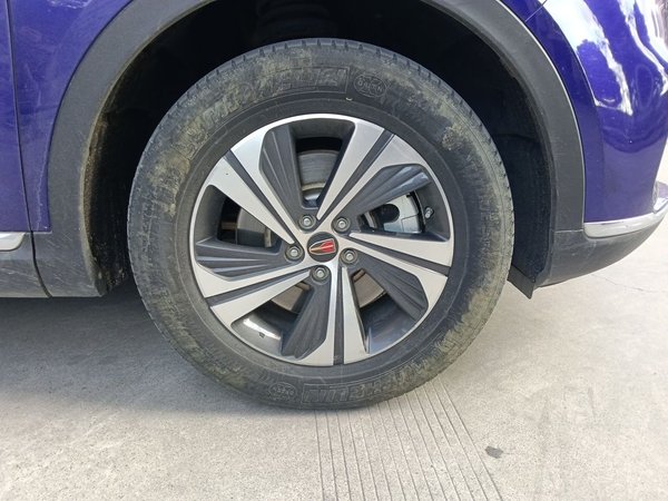 Hongqi HS5 2019, 40100 км, за 11580 USD