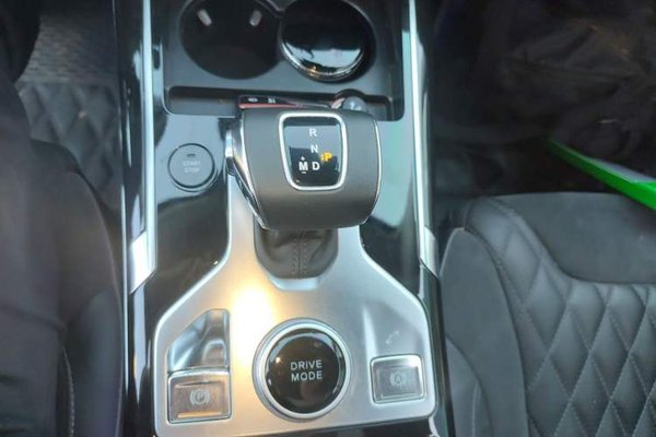 Hongqi HS5 2019, 81600 км, за 8908 USD - фото 29