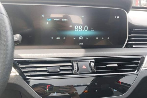 Hongqi HS5 2019, 63099 км, за 12424 USD - фото 15