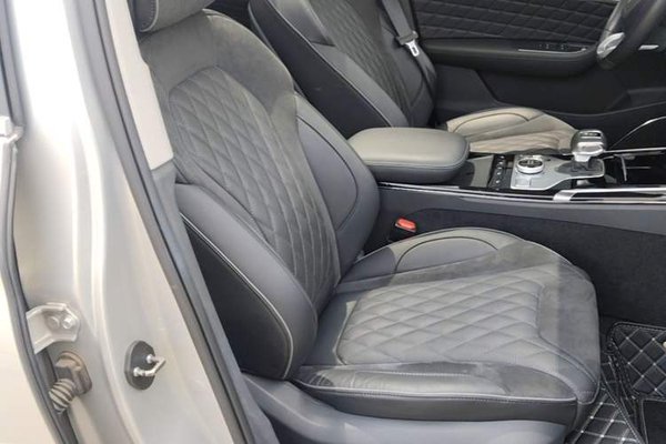 Hongqi HS5 2019, 63099 км, за 12424 USD - фото 19