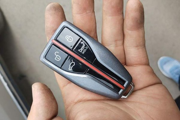 Hongqi HS5 2019, 63099 км, за 12424 USD - фото 23