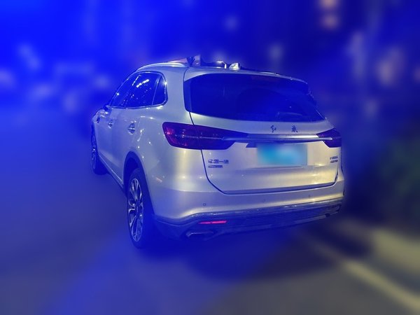 Hongqi HS5 2019, 86100 км, за 8820 USD