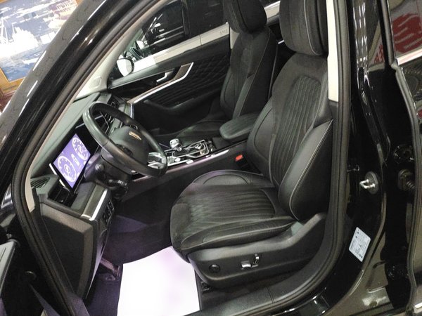 Hongqi HS5 2022, 127100 км, за 12590 USD - фото 18