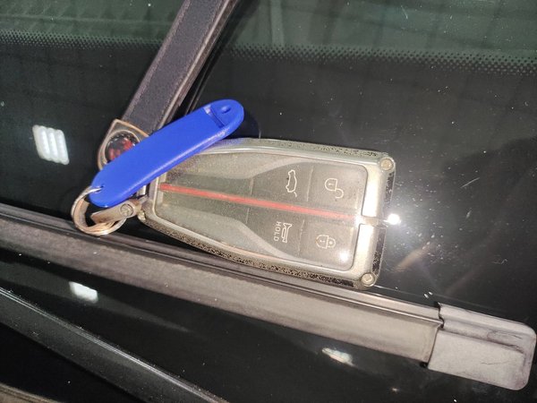 Hongqi HS5 2022, 127100 км, за 12590 USD - фото 12