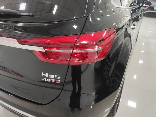 Hongqi HS5 2022, 127100 км, за 12590 USD - фото 7