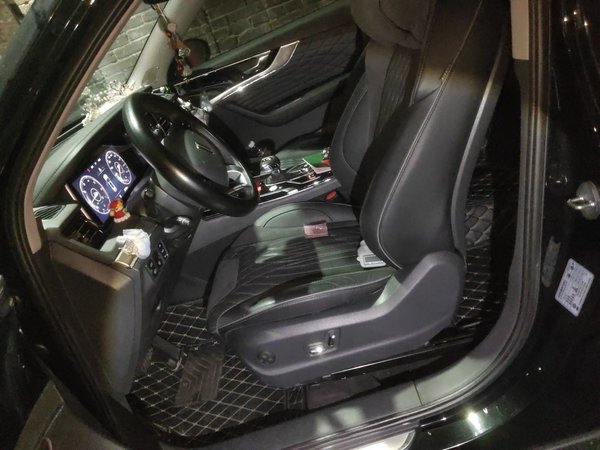 Hongqi HS5 2022, 42100 км, за 12647 USD - фото 16