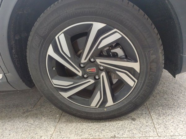 Hongqi HS5 2022, 47400 км, за 13188 USD - фото 8