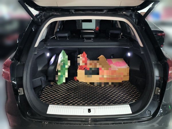 Hongqi HS5 2022, 48300 км, за 13842 USD - фото 9