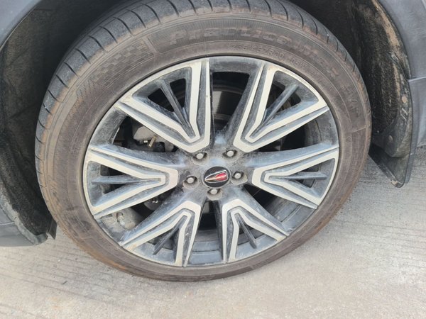Hongqi HS5 2022, 132300 км, за 12781 USD - фото 8
