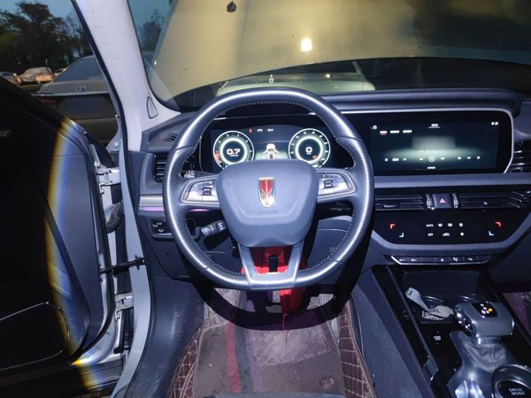 Hongqi HS5 2022, 44700 км, за 12526 USD - фото 13