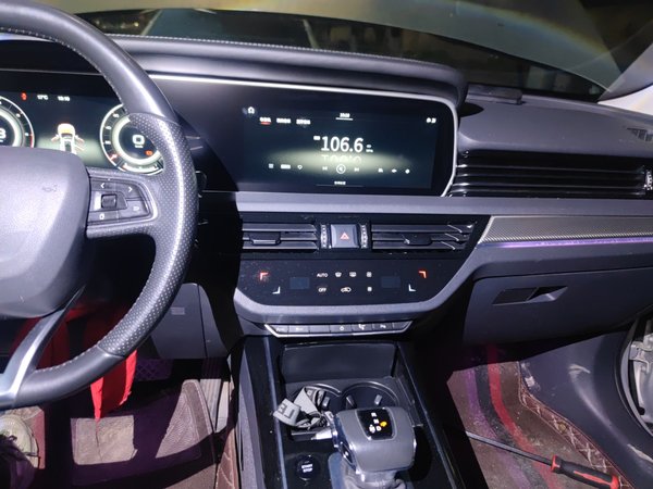 Hongqi HS5 2022, 44700 км, за 12526 USD - фото 17