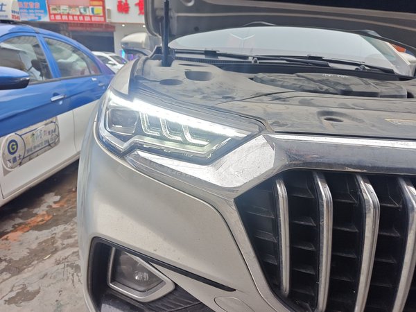 Hongqi HS5 2022, 74200 км, за 12450 USD - фото 7