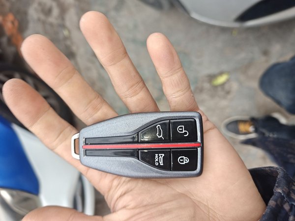 Hongqi HS5 2022, 74200 км, за 12450 USD - фото 9