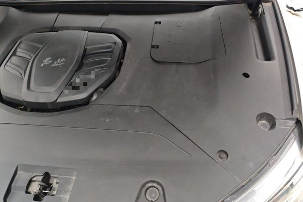Hongqi HS5 2022, 18800 км, за 12038 USD - фото 22