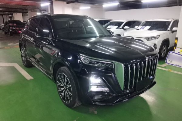 Hongqi HS5 2023, 47200 км, за 19279 USD