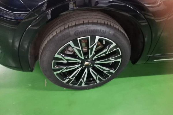 Hongqi HS5 2023, 47200 км, за 19279 USD - фото 10