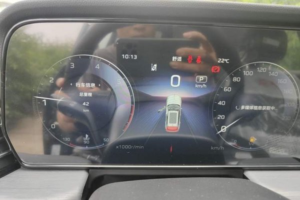 Hongqi HS5 2026, 100 км, за 22353 USD - фото 14