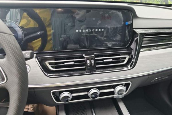 Hongqi HS5 2026, 100 км, за 22309 USD - фото 15