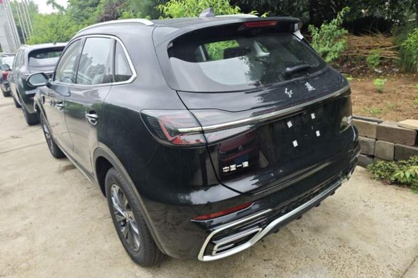 Hongqi HS5 2026, 100 км, за 22309 USD