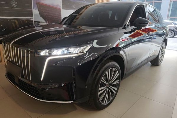 Hongqi HS6 PHEV · 2026 год