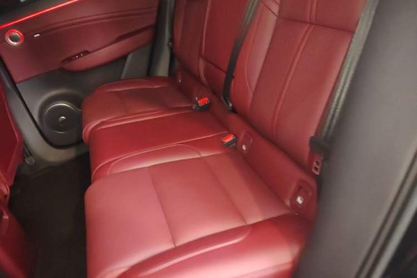 Hongqi HS6 PHEV 2026, 2600 км, за 26662 USD - фото 20