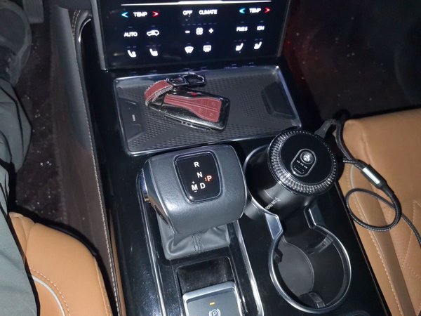 Hongqi HS7 2019, 80300 км, за 14338 USD - фото 20