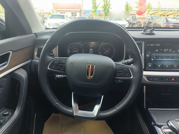 Hongqi HS7 2022, 67000 км, за 16675 USD
