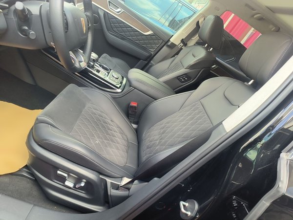 Hongqi HS7 2022, 67000 км, за 16675 USD - фото 9