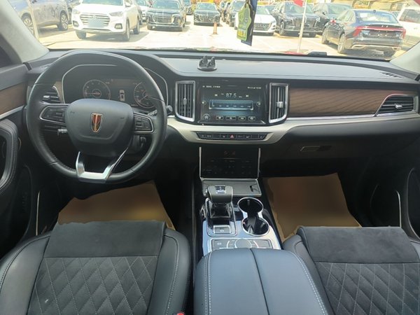 Hongqi HS7 2022, 67000 км, за 16675 USD