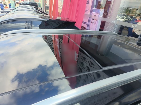 Hongqi HS7 2022, 67000 км, за 16675 USD