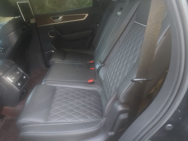Hongqi HS7 2022, 98500 км, за 14677 USD - фото 18