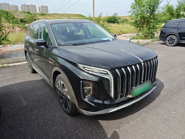 Hongqi HS7 PHEV 2024, 10100 км, за 24229 USD