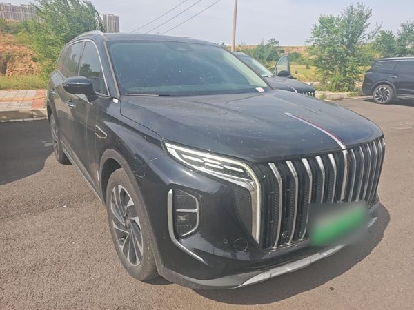 Hongqi HS7 PHEV 2024, 13899 км, за 24229 USD