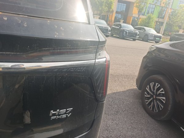 Hongqi HS7 PHEV 2024, 13899 км, за 24229 USD - фото 7