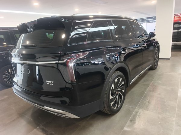 Hongqi HS7 PHEV 2024, 14300 км, за 22759 USD - фото 6