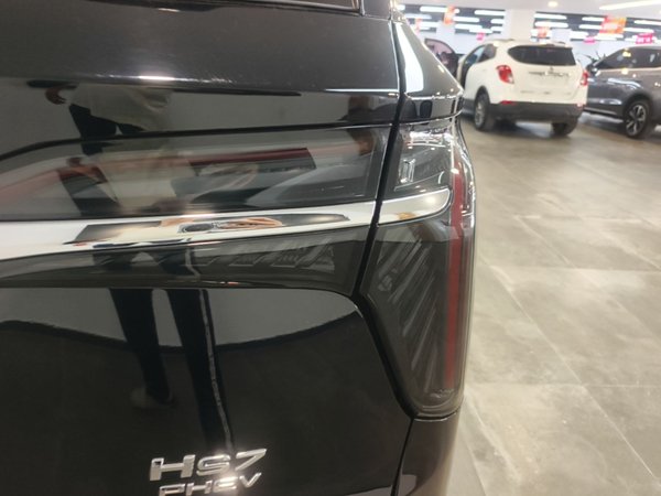 Hongqi HS7 PHEV 2024, 14300 км, за 22759 USD - фото 7