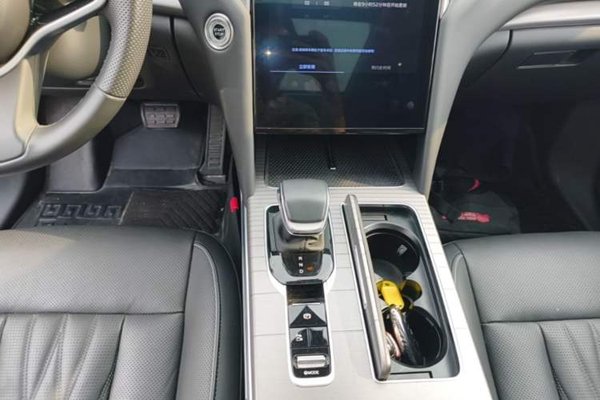Hongqi HS7 PHEV 2024, 16900 км, за 23868 USD - фото 16