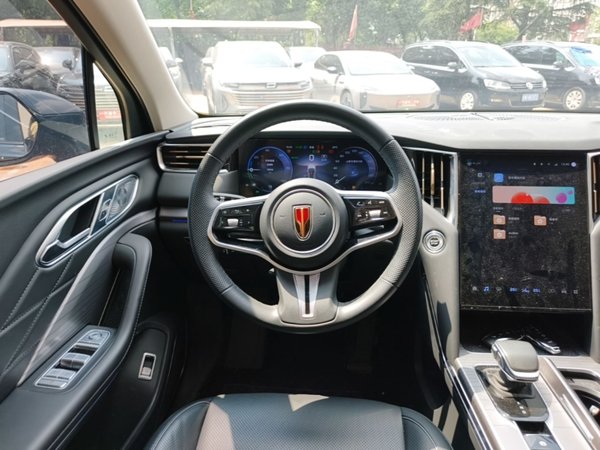 Hongqi HS7 PHEV 2024, 19900 км, за 24884 USD - фото 14
