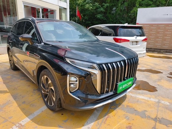 Hongqi HS7 PHEV 2024, 19900 км, за 24884 USD