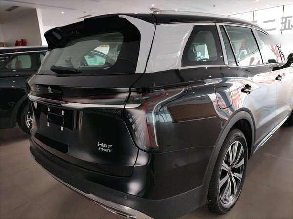 Hongqi HS7 PHEV 2025, 100 км, за 31153 USD