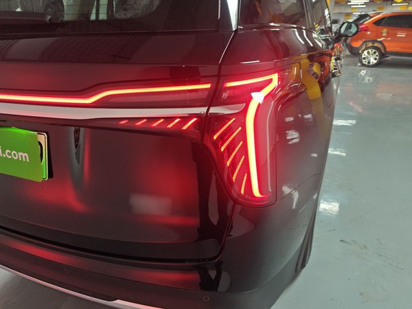 Hongqi HS7 PHEV 2025, 100 км, за 30254 USD - фото 8