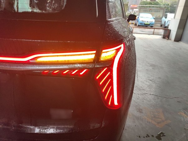Hongqi HS7 PHEV 2025, 100 км, за 30705 USD - фото 7