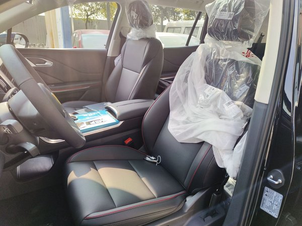 Hongqi HS7 PHEV 2025, 100 км, за 30610 USD - фото 18