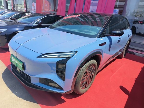 Hongqi Tiangong 08 · 2025 год