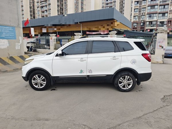 Hyosow S3 2017, 82600 км, за 3771 USD