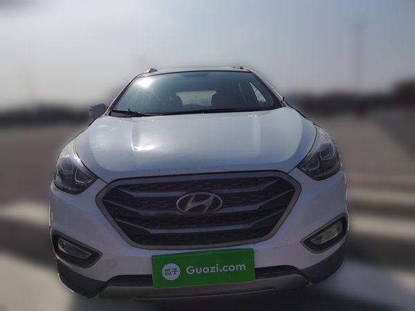 Hyundai ix35 2013, 57800 км, за 6540 USD