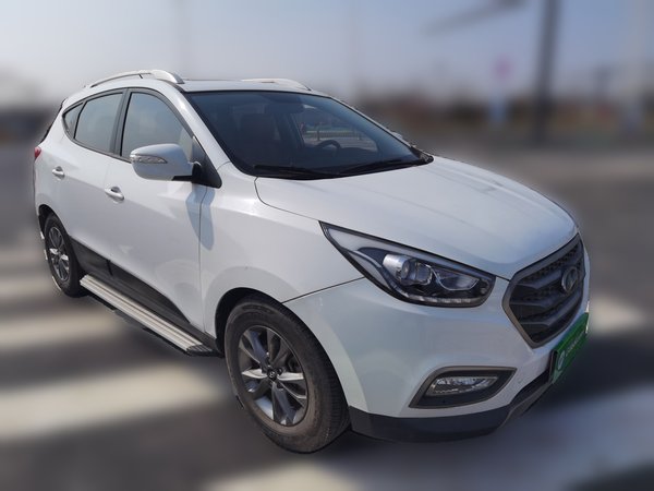 Hyundai ix35 2013, 57800 км, за 6540 USD