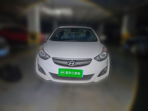 Hyundai Elantra (5th Generation 2015, 130300 км, за 4904 USD
