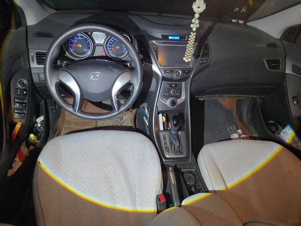 Hyundai Elantra (5th Generation 2015, 130300 км, за 4904 USD - фото 16